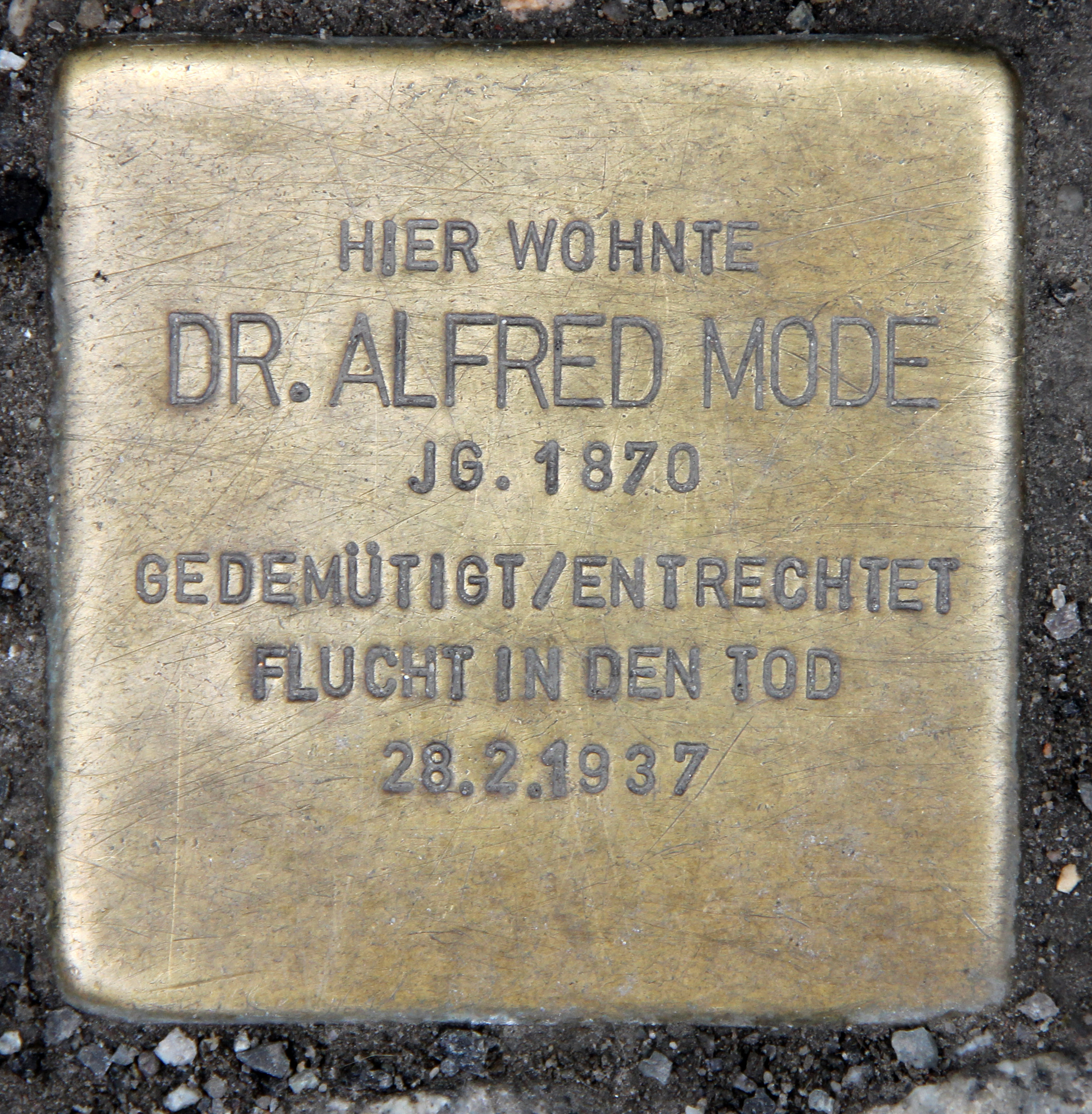Mode, Dr. Alfred