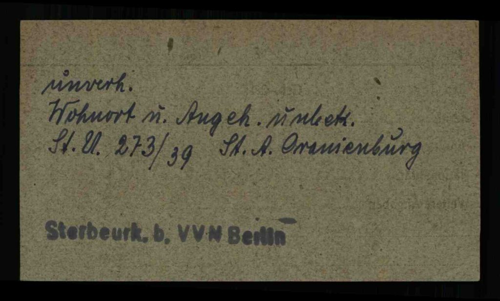 Rückseite der Karteikarte des Amtes für die Erfassung der Kriegsopfer in Berlin mit Eintragungen zu Hermann Friedrichs